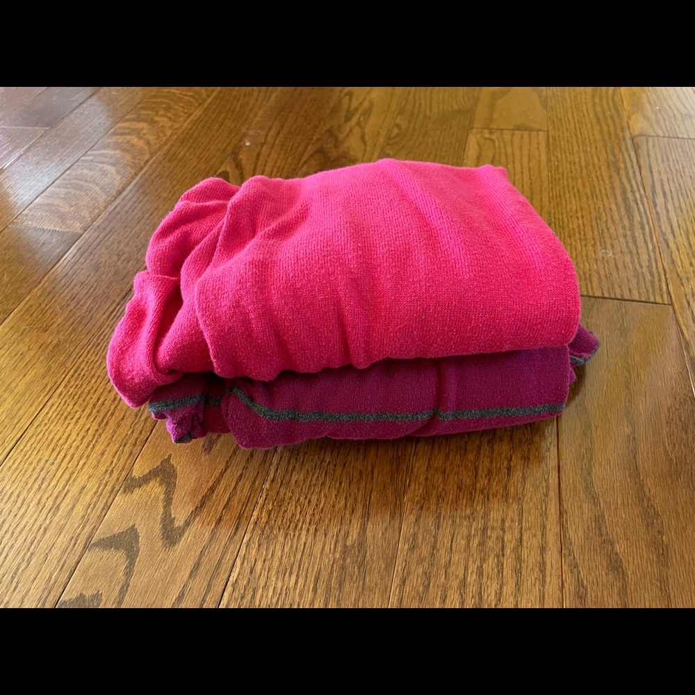 2 Maternity sweaters size L